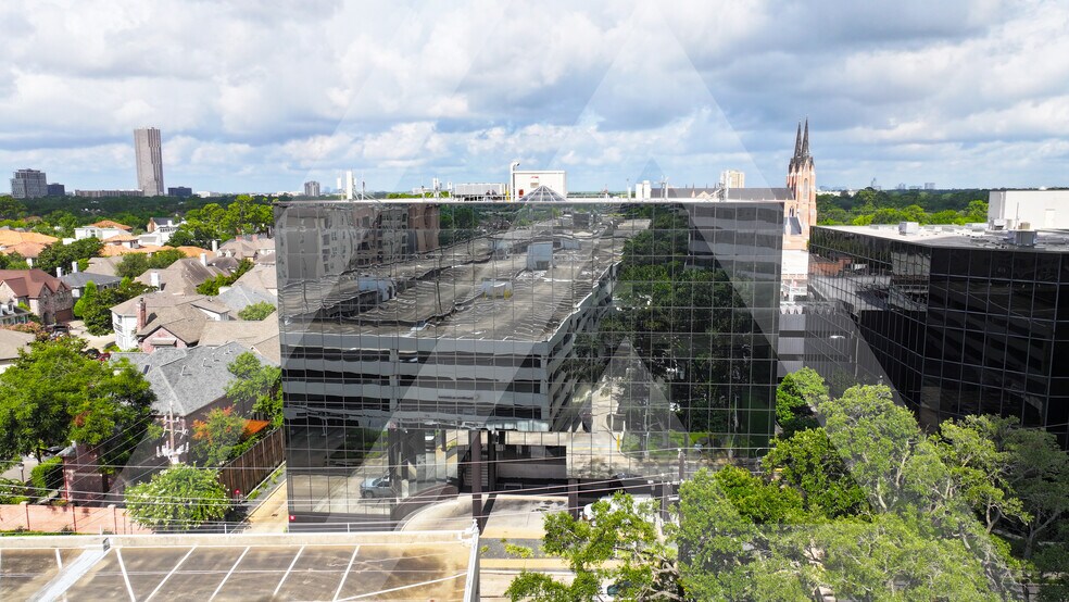 More Photos Of 770 S Post Oak Ln, Houston Office For Lease