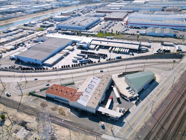 More Photos Of 2646 S Downey Rd, Vernon Refrigeration Cold Storage For Lease