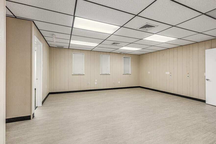 More Photos Of 255 Fortenberry Rd, Merritt Island Medical For Sale