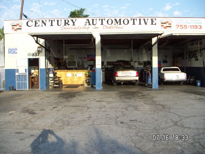 More Photos Of 10837 S Vermont Ave, Los Angeles Auto Repair For Lease