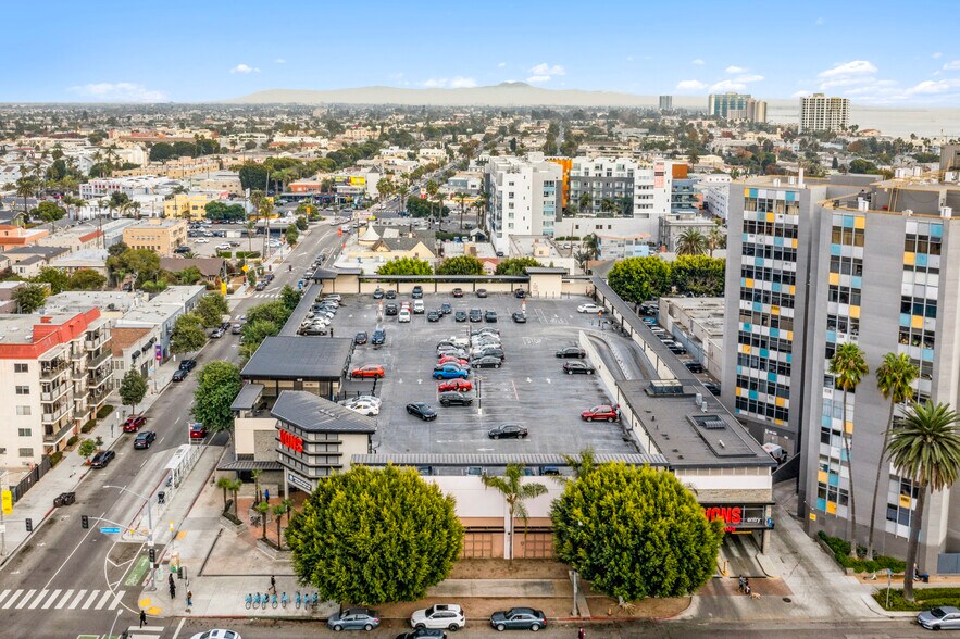 More Photos Of 600 E Broadway, Long Beach Supermarket For Sale