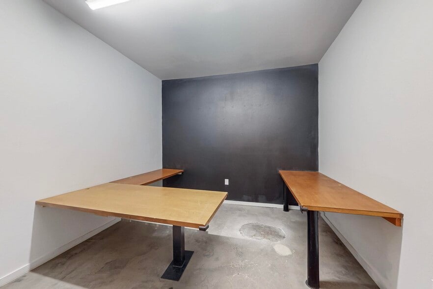 More Photos Of 314 El Pueblo Rd NW, Albuquerque Warehouse For Lease