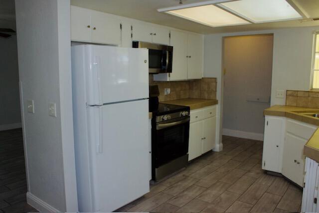 More Photos Of 20015 Road 212, Lindsay Healthcare For Sale