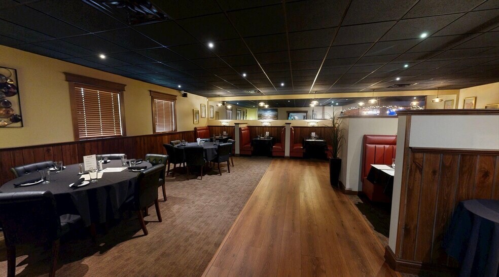 More Photos Of 1509 3rd Ave, Huntington Specialty For Sale