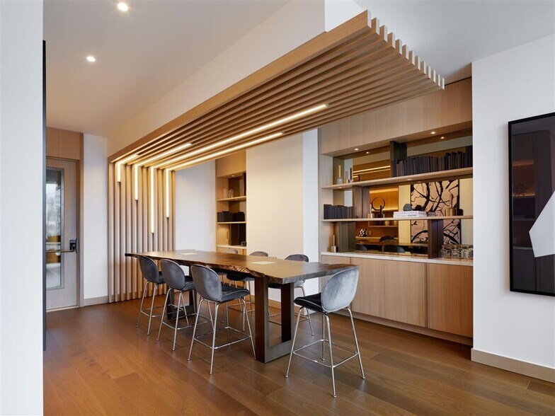 More Photos Of 1000 W 8th St, Los Angeles Apartments For Lease