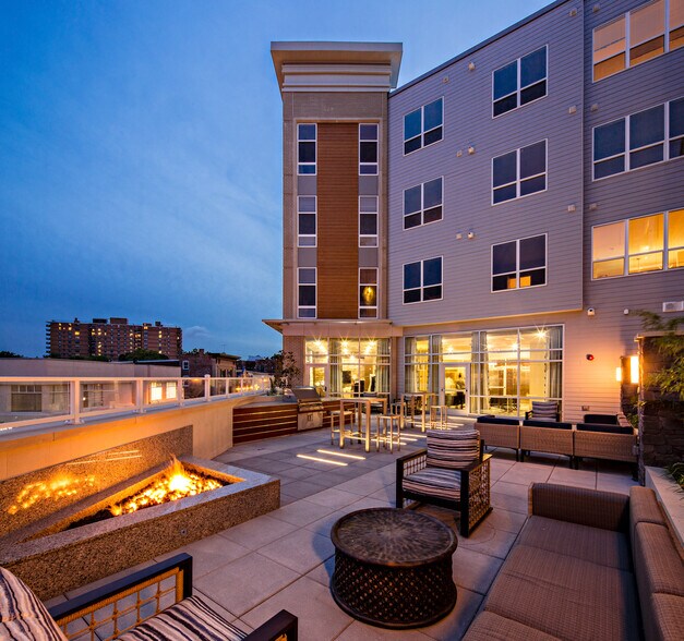 More Photos Of 300 Glenwood Ave, Bloomfield Apartments For Lease