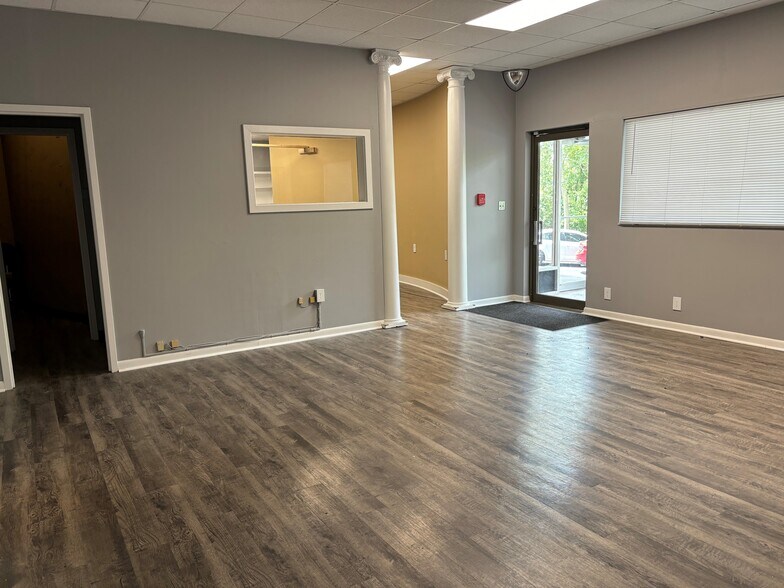 More Photos Of 101 Three Rivers N, Fort Wayne Apartments For Lease