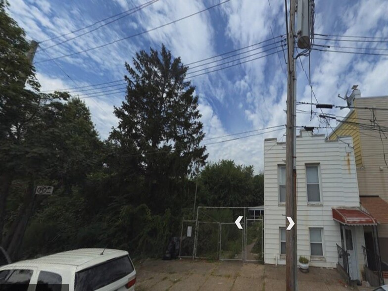 Primary Photo Of 2612 W 15th St, Brooklyn Land For Sale