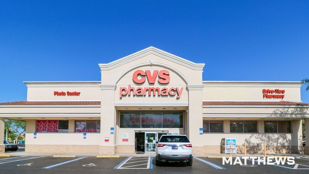 Primary Photo Of 6005 St Augustine Rd, Jacksonville Drugstore For Sale