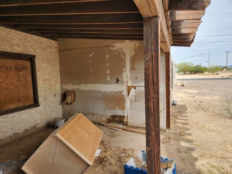 More Photos Of 3010 Shedd Rd, Eloy Office For Sale