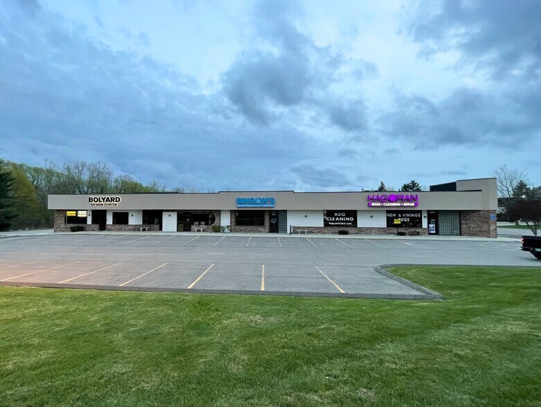 Primary Photo Of 5851-5899 Jackson Rd, Ann Arbor General Retail For Sale