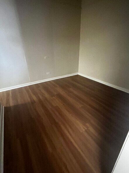 More Photos Of 523 E Quincy St, San Antonio Medical For Lease