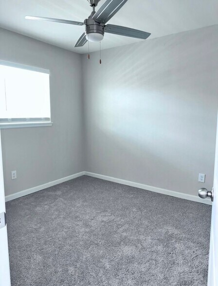 More Photos Of 1824 Thonig Rd, Houston Apartments For Sale