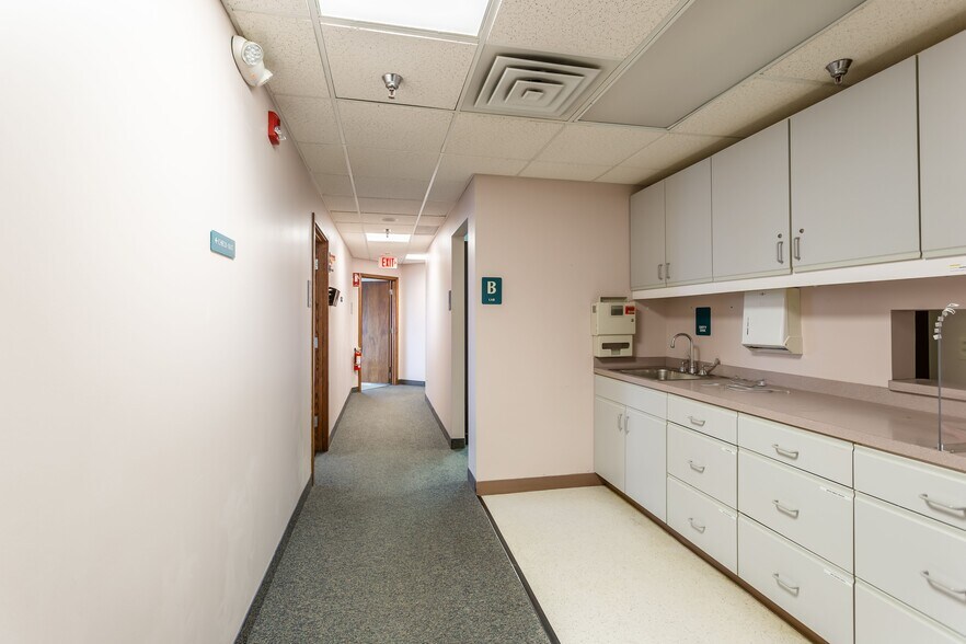 More Photos Of 2250-2300 W Ridge Rd, Greece Medical For Lease