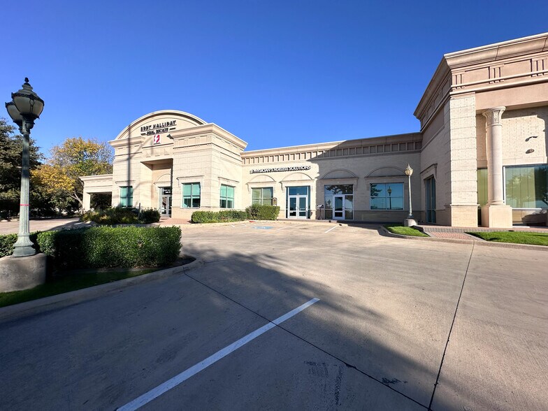 More Photos Of 1900 Ballpark Way, Arlington Office For Sale