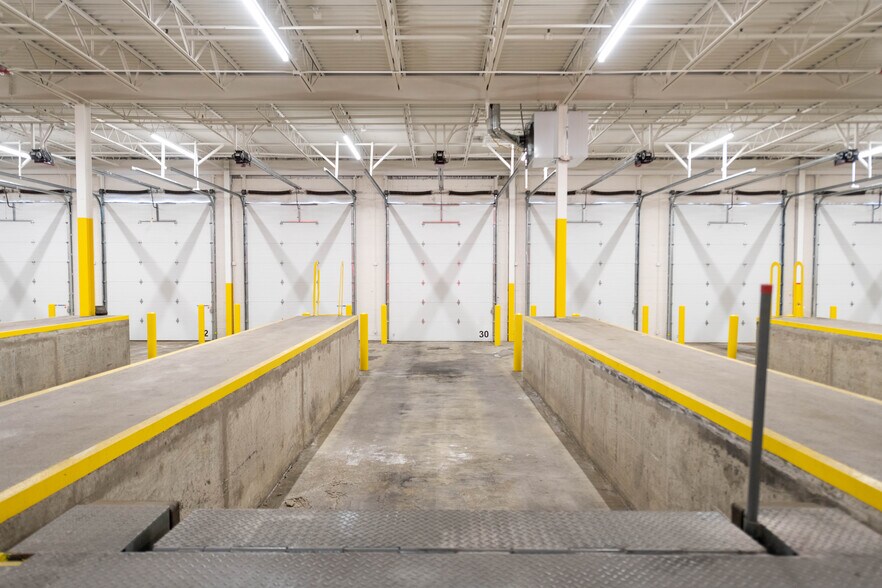 More Photos Of 85 Amity St, Jersey City Industrial For Sale