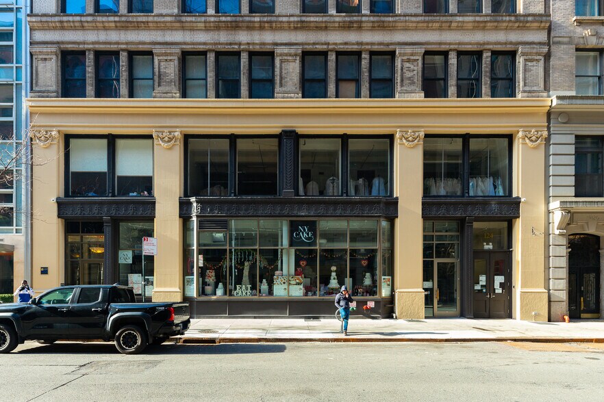More Photos Of 120 W 22nd St, New York Office For Lease