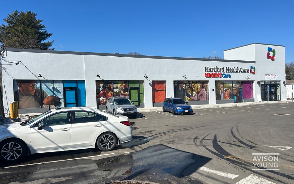 More Photos Of 950-960 High Ridge Rd, Stamford Storefront For Lease