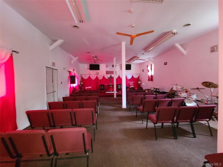 More Photos Of 36 Cold Spring Rd, Monticello Industrial For Sale