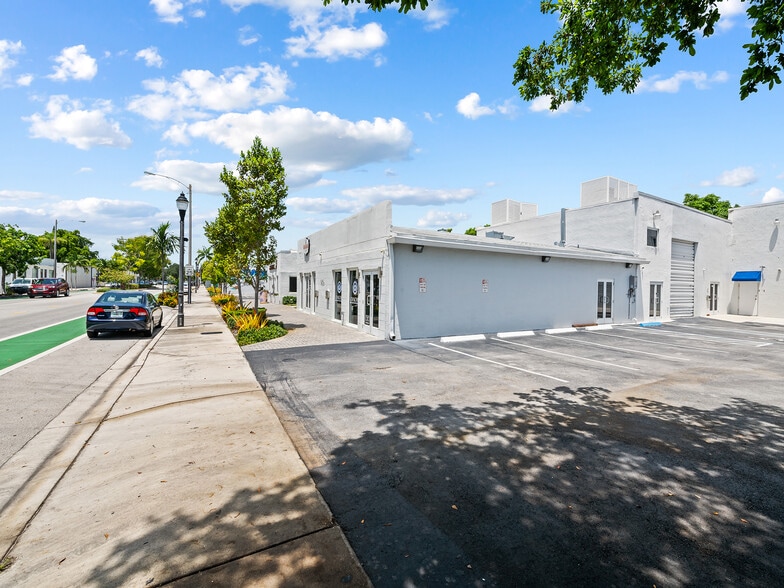 More Photos Of 603 NE 13th St, Fort Lauderdale Storefront Retail Office For Lease