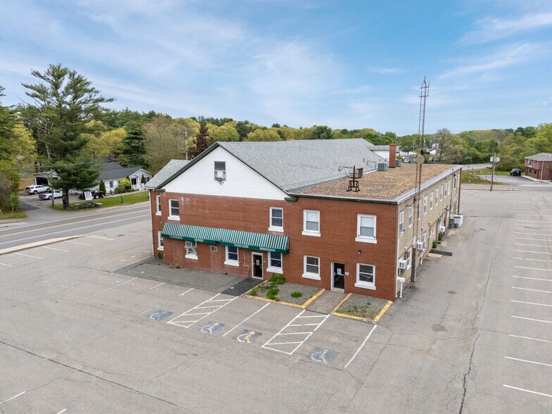 More Photos Of 28 Collins St, Seabrook Flex For Sale