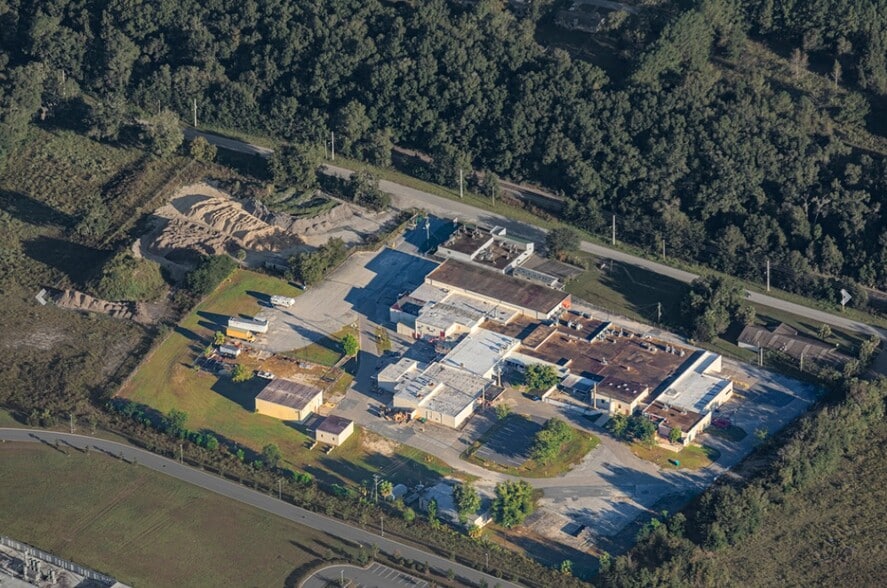 Primary Photo Of 13183-13201 Rachael Blvd, Alachua Warehouse For Sale