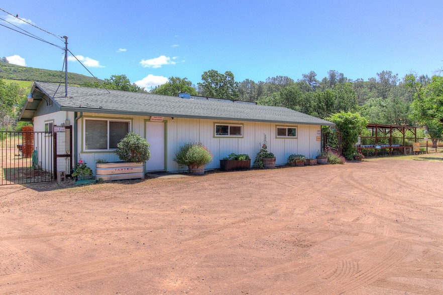More Photos Of 3360 Old Highway 53, Clearlake Garden Center For Sale