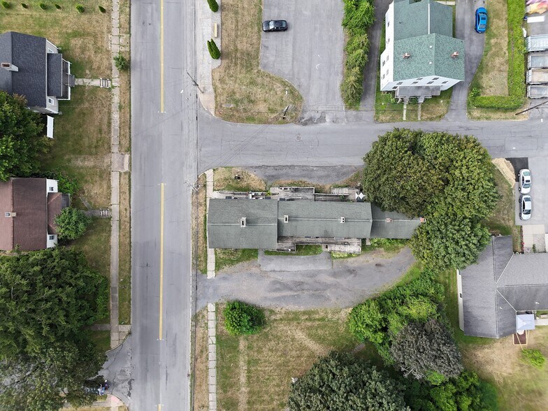 More Photos Of 352 Main St, New York Mills Apartments For Sale