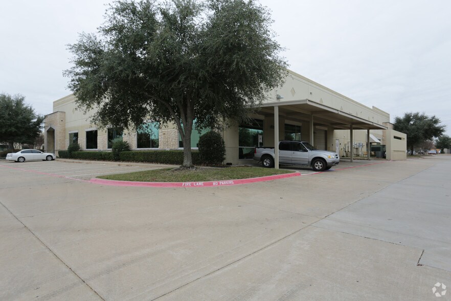 More Photos Of 3301 Matrix Dr, Richardson Research And Development For Sale