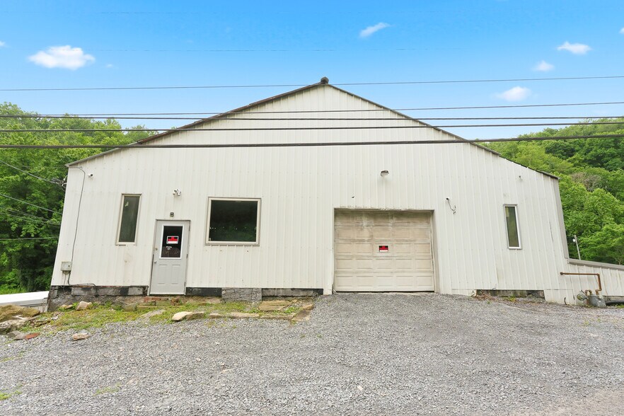 More Photos Of 622 Blue Horizon Dr, Morgantown Auto Repair For Sale
