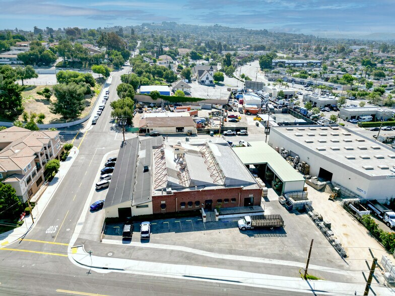 More Photos Of 2911 N Orange Olive Rd, Orange Manufacturing For Sale