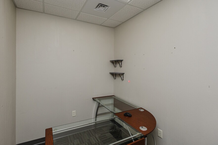 More Photos Of 429 S 119th St W, Wichita Office For Sale