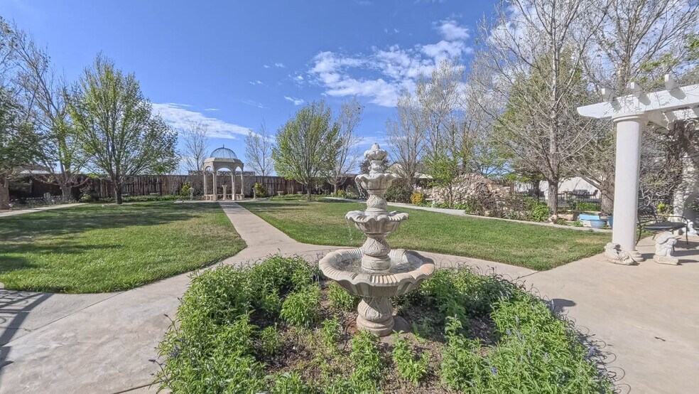 More Photos Of 1116-1134 E Loop 335 S, Amarillo Lodge Meeting Hall For Sale