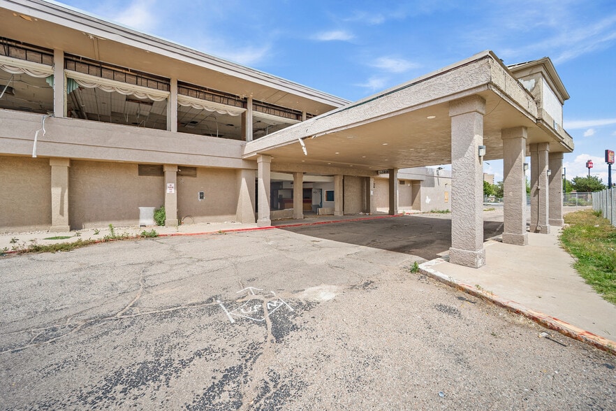 More Photos Of 2001 N Hudson Ave, Pueblo Hotel For Sale