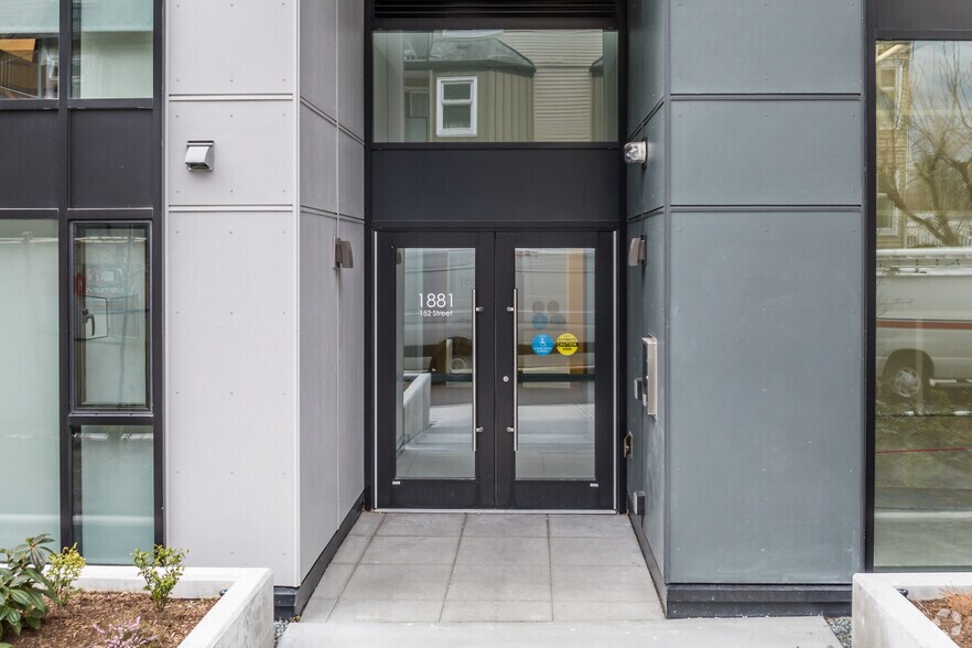 More Photos Of 1881 152 St, Surrey Apartments For Lease