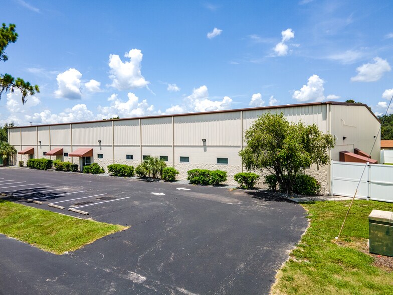 More Photos Of 1160 E Van Fleet Dr, Bartow Warehouse For Lease