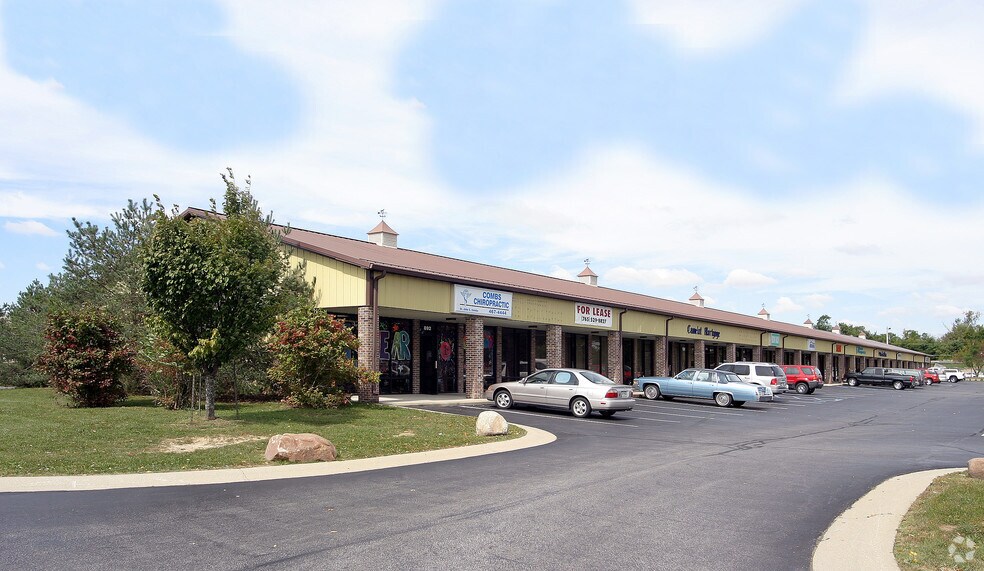 More Photos Of 826-892 S State St, Greenfield Unknown For Lease