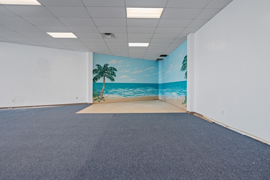 More Photos Of 5240 N Atlantic Ave, Cocoa Beach General Retail For Lease