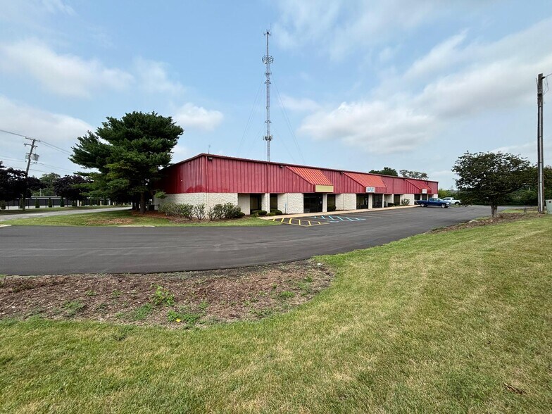 More Photos Of 850 S Marietta St, South Bend Light Manufacturing For Lease