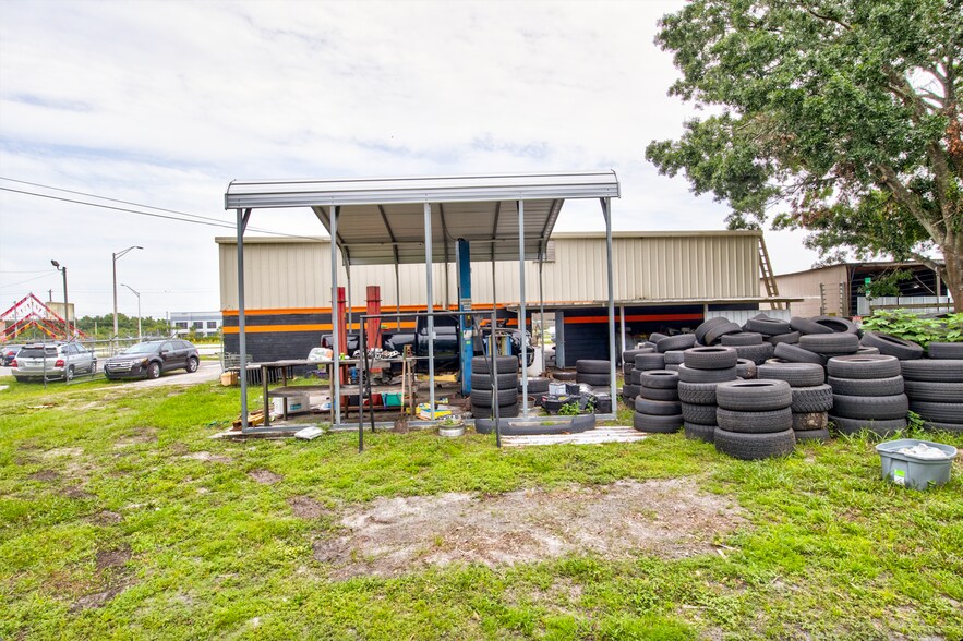 More Photos Of 2016 W Memorial Blvd, Lakeland Auto Repair For Sale