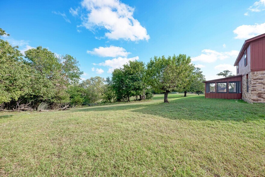 More Photos Of 3225 County Road 111, Lampasas Specialty For Sale