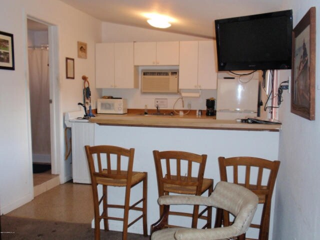 More Photos Of 217 Butler Dr, Satsuma Trailer Camper Park For Sale