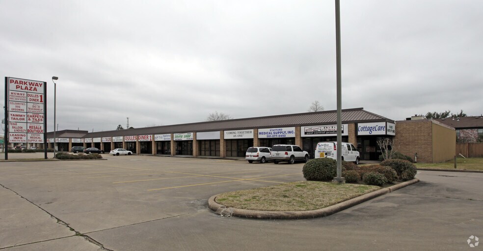More Photos Of 4611-4711 S Main St, Stafford Unknown For Lease