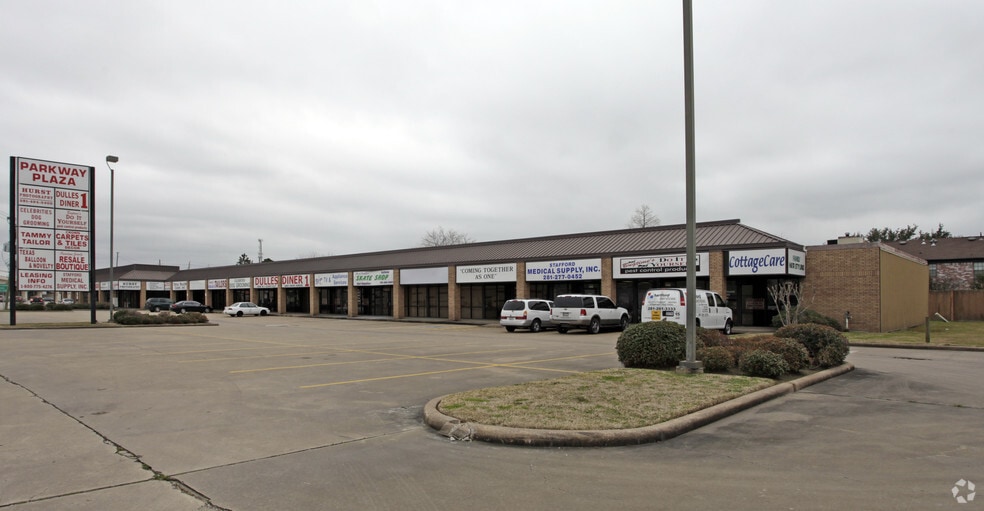 More Photos Of 4611-4711 S Main St, Stafford Unknown For Lease