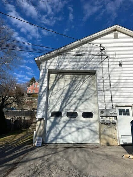 More Photos Of 60 Marvin Ave, Brewster Village Apartments For Lease