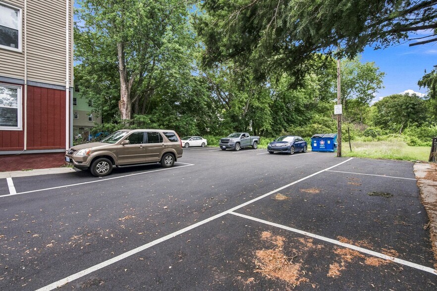 More Photos Of 32 Northeast St, Woonsocket Apartments For Sale