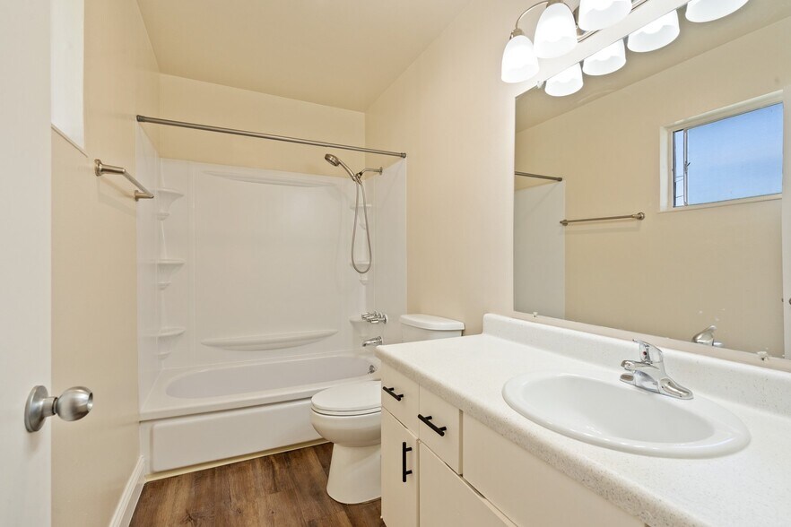 More Photos Of 4840 San Pablo Dam Rd, El Sobrante Apartments For Sale