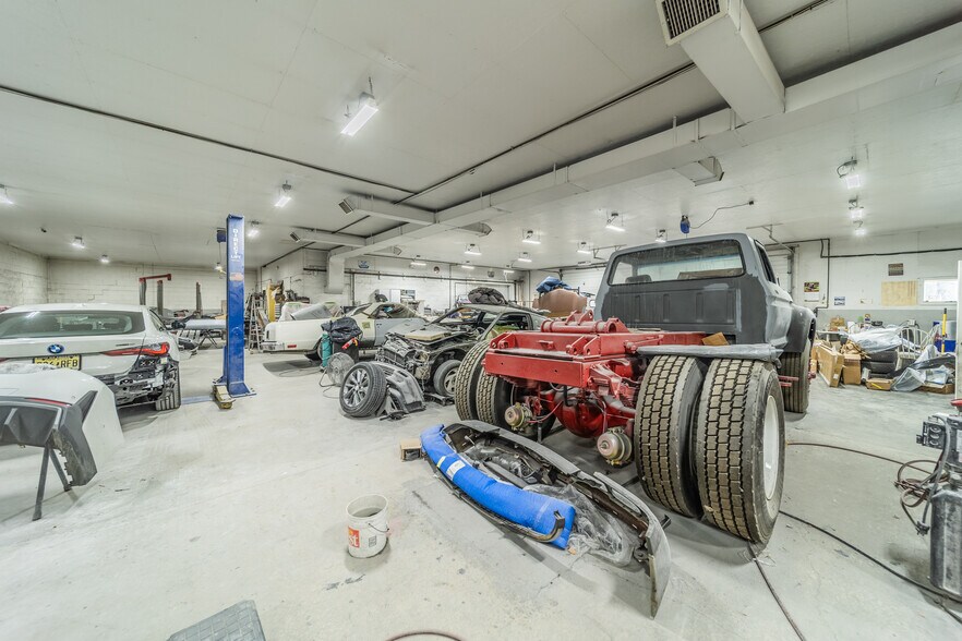 More Photos Of 79 Hooker St, Jamesburg Auto Dealership For Sale