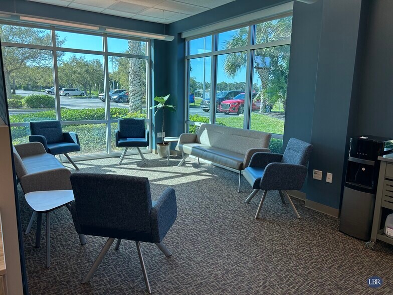 More Photos Of 5700 N Harbor City Blvd, Melbourne Office For Lease