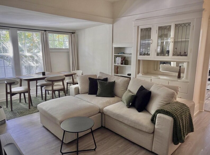 More Photos Of 228 S Shoreline Blvd, Mountain View Apartments For Sale